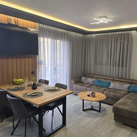Luxury City Centre Appartment Iva Sliven Exterior photo